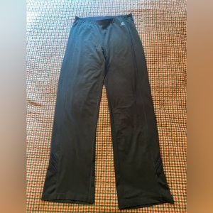 Black Adidas wide leg women’s workout pants size large, super soft
